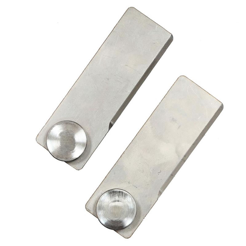 Complete kit with double-edged blades and fastening components